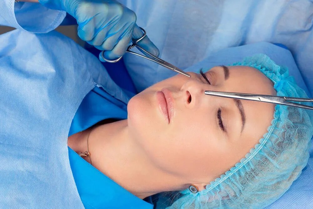 Chirurgie du visage en Tunisie : Tout savoir sur nos techniques chirurgicales 5 Clinique La Rose